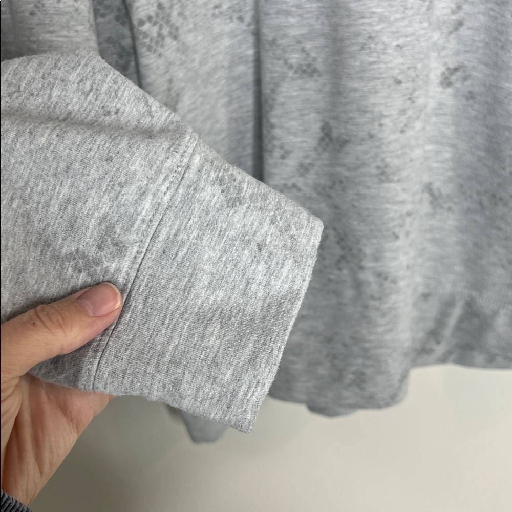 Burn Boot Camp Logo Gray Patterned Sweatshirt siz… - image 4